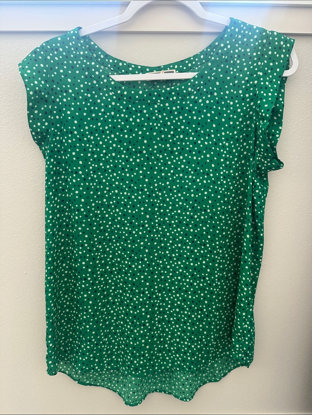 Pleione Green Polka Dot Cap Sleeve Blouse